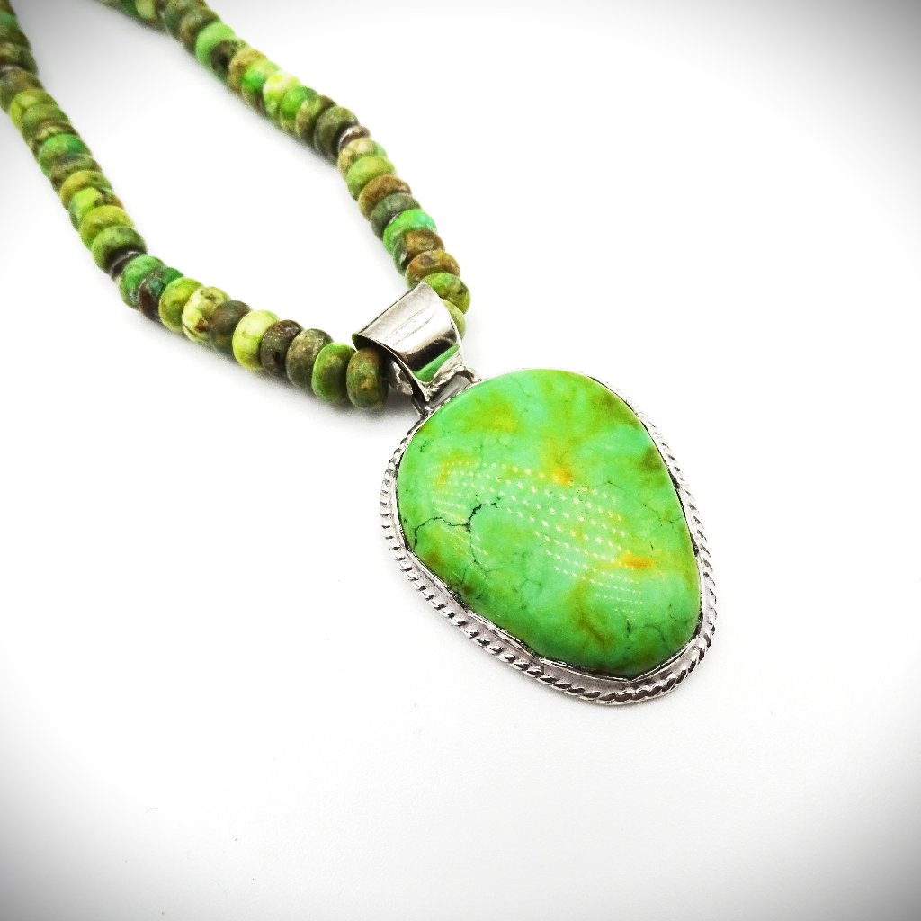 Southwest Design Sterling Silver Green Turquoise Pendant Beads Necklace 120$